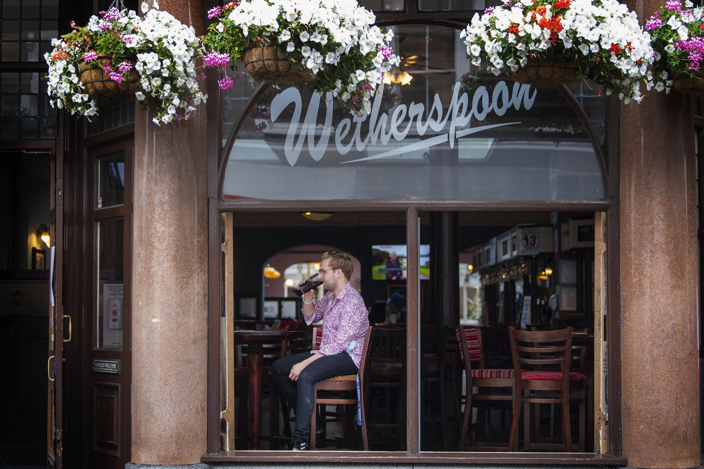 Wetherspoon reveals the 664 pubs staying open on Christmas Day - is one near you?