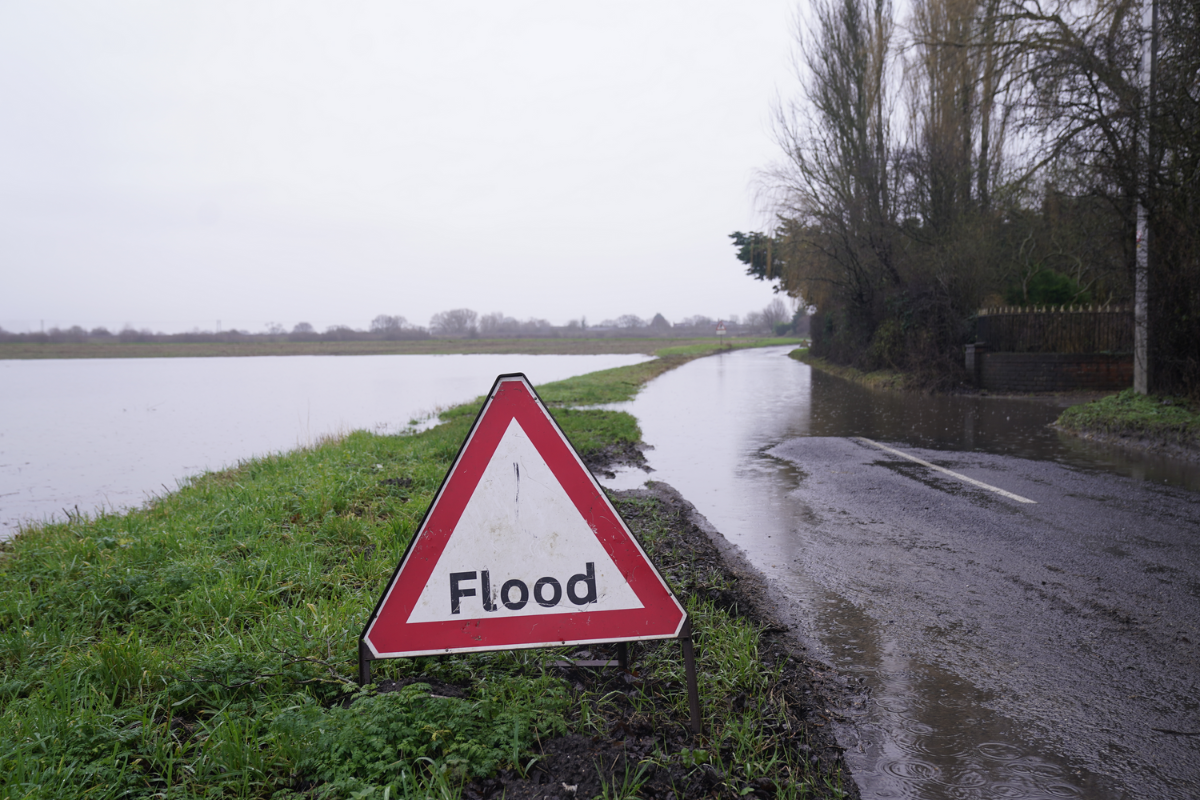 Recap after flooding closes Hertfordshire roads