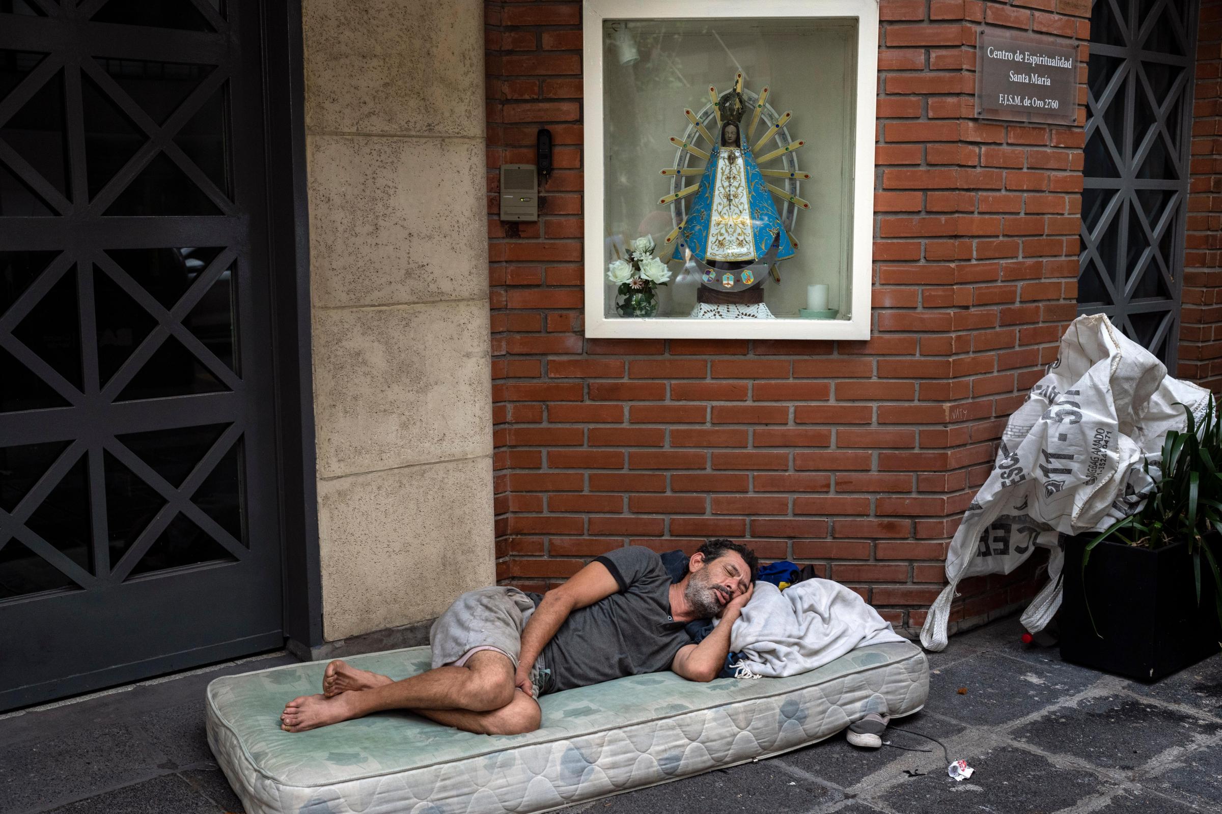 Argentina’s poverty levels hit 20-year high in January