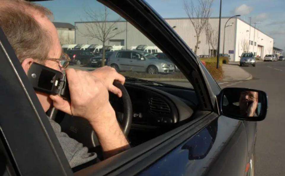 Herts: More fines for using mobile phone while at the wheel