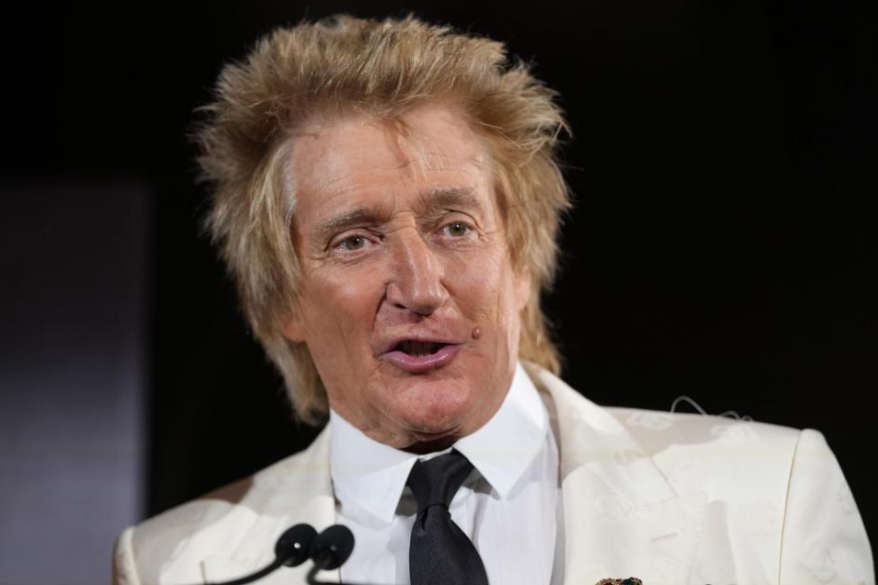 'I'm more than able': Glastonbury Legends slot to be headlined by Rod Stewart